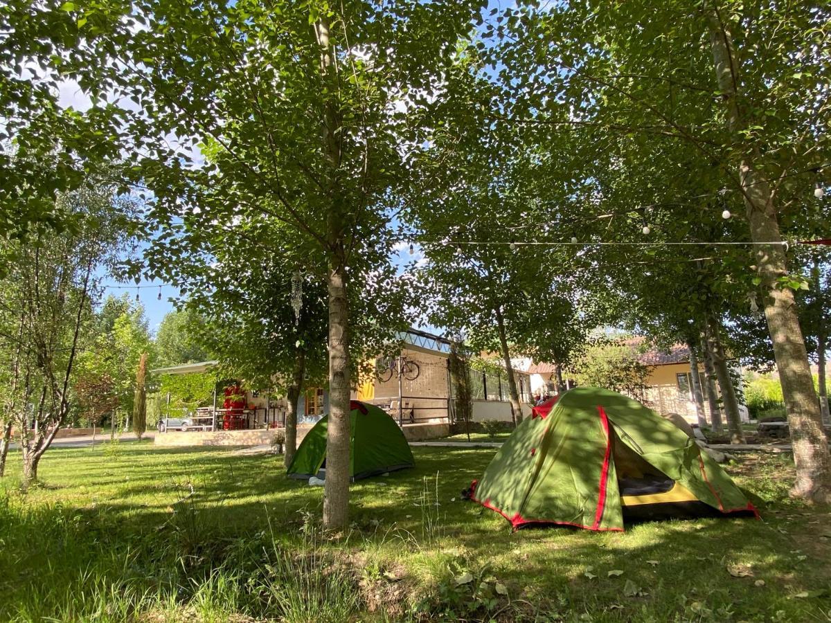 Crossway Camping Yeghegnadzor Exterior photo